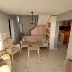 Kiralık Müstakil havuzlu lüx villa