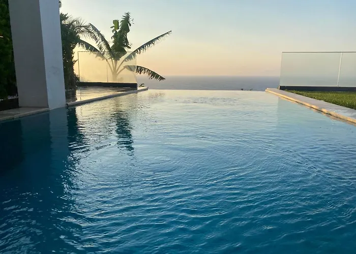 Kiralık Müstakil havuzlu lüx villa