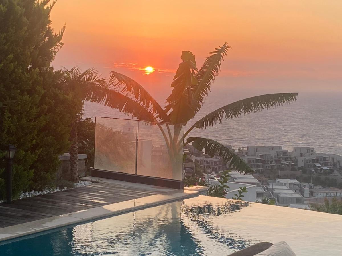 Kiralık Müstakil Havuzlu Lüx Villa Bodrum