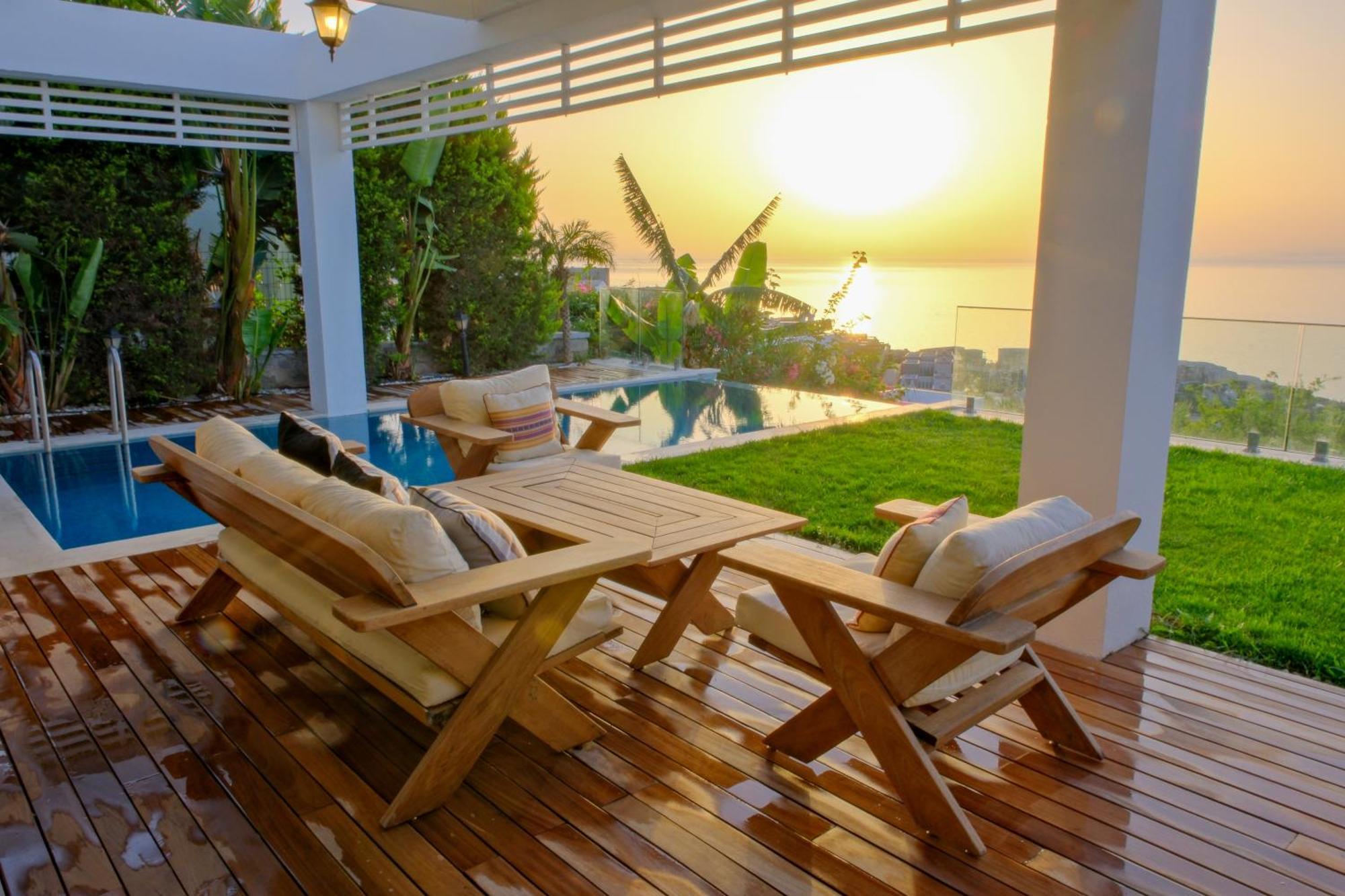 Kiralık Müstakil Havuzlu Lüx Bodrum